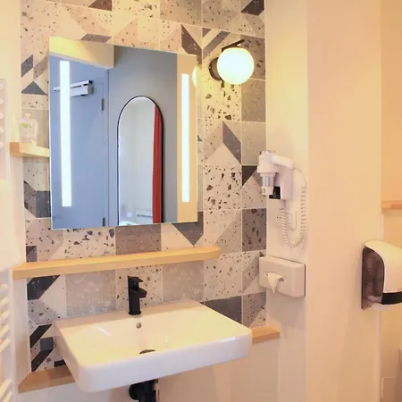 Logis Hotels- Marguerite D'anjou Chateau Hotel Angers