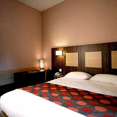 Szálloda Logis Hotels- Marguerite D'anjou Chateau