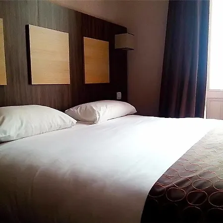 Logis Hotels- Marguerite D'anjou Chateau Szálloda 2*