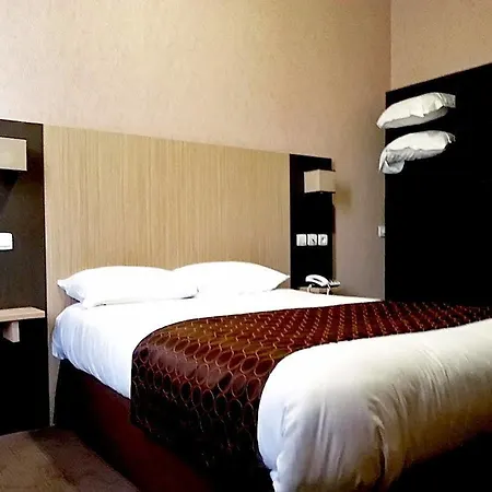 Logis Hotels- Marguerite D'anjou Chateau 2* Angers