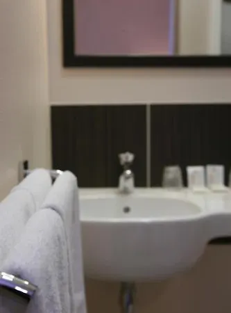 Logis Hotels- Marguerite D'anjou Chateau