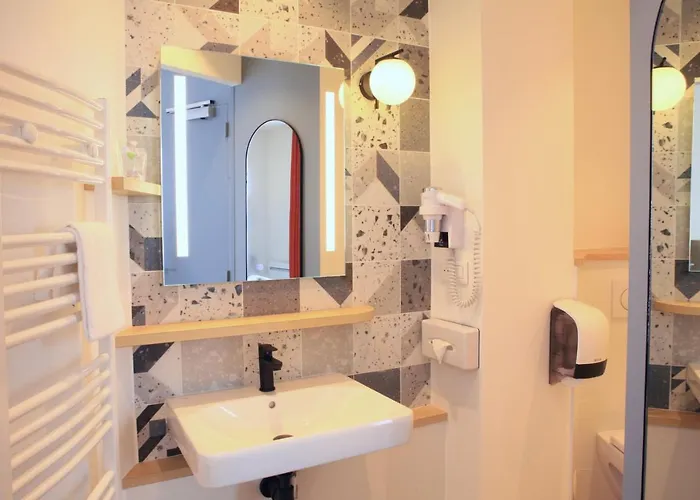 Logis Hotels- Marguerite D'anjou Chateau Hotel Angers