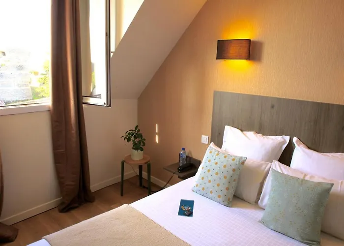 Hotel Logis Hotels- Marguerite D'anjou Chateau Angers