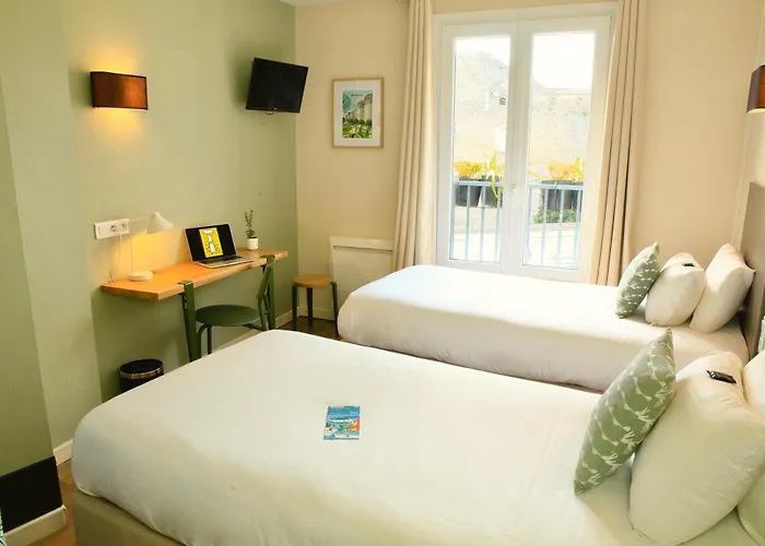 Hotel Logis Hotels- Marguerite D'anjou Chateau