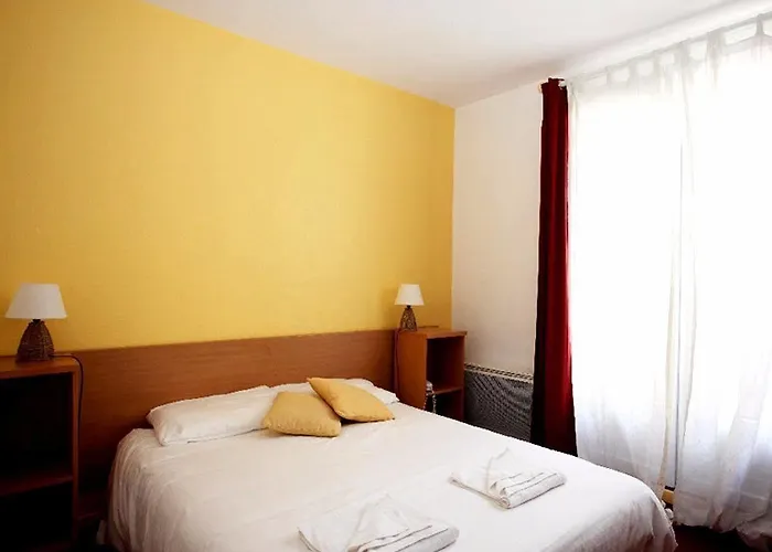 Logis Hotels- Marguerite D'anjou Chateau Angers