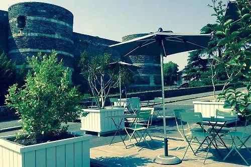 Logis Hotels- Marguerite D'anjou Chateau Angers