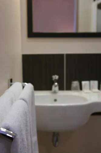 Logis Hotels- Marguerite D'anjou Chateau